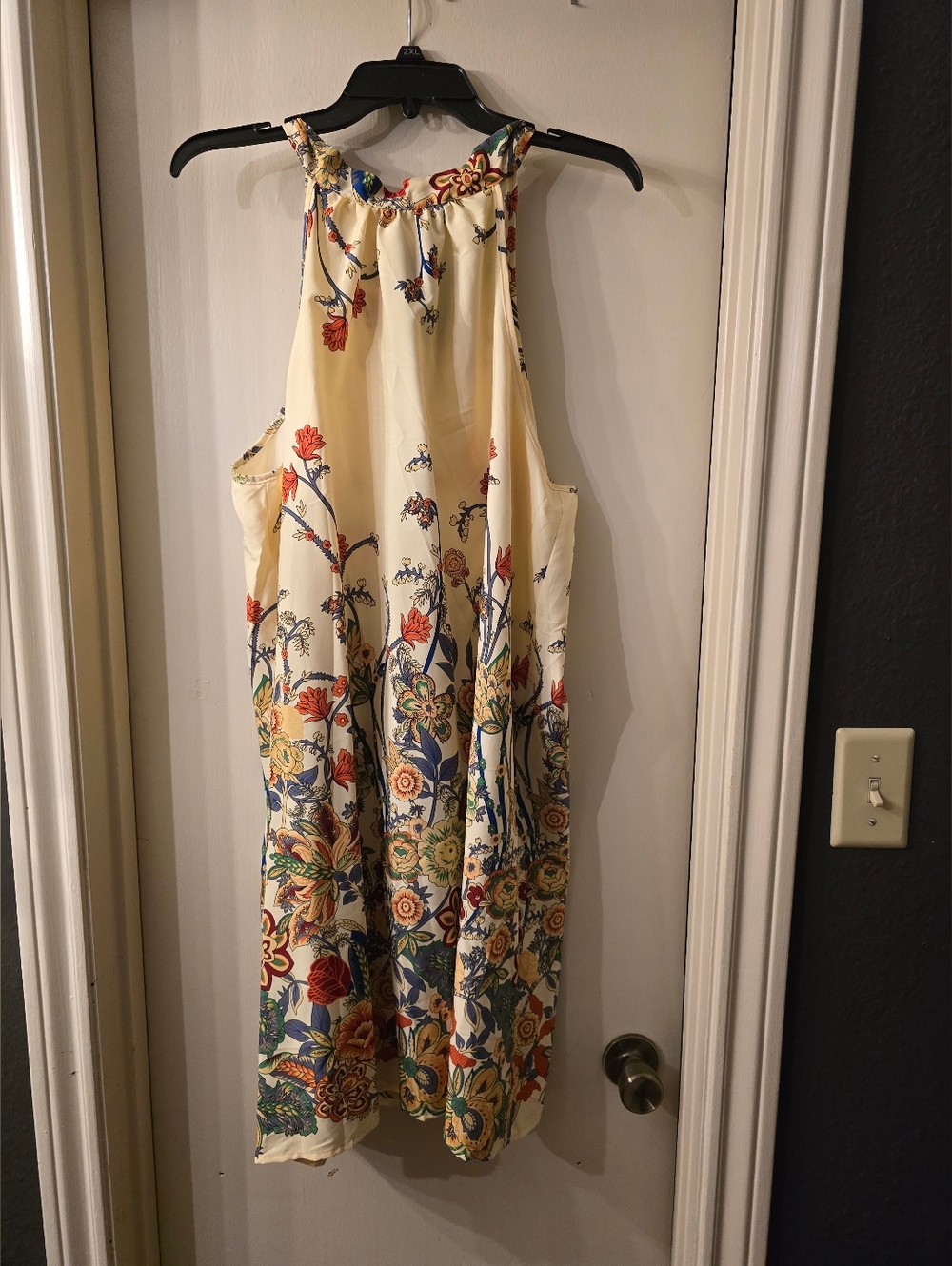SHEIN Curve Cream Floral Halter Mini Dress